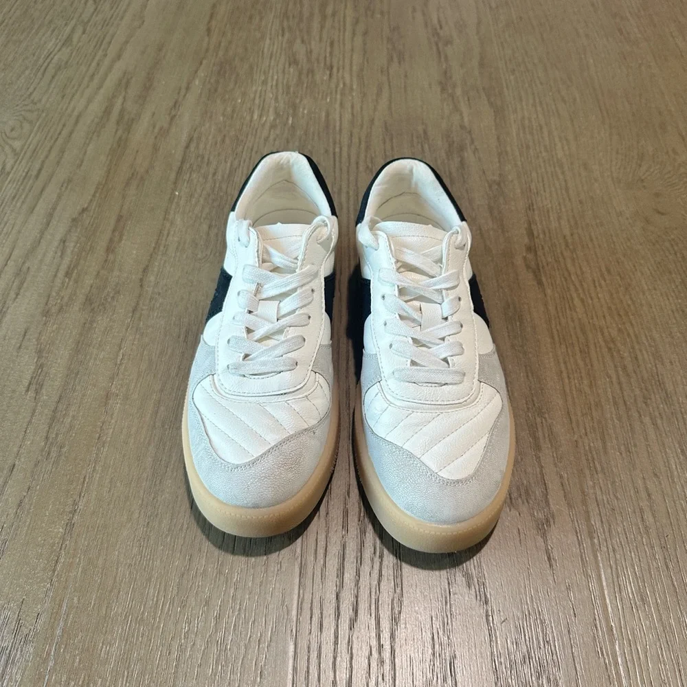 MIA Leather Retro Sneakers Size 6.5 White/Black Gum Sole - Picture 3 of 10